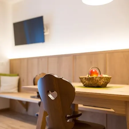 Gruenwald Aparthotel 3*