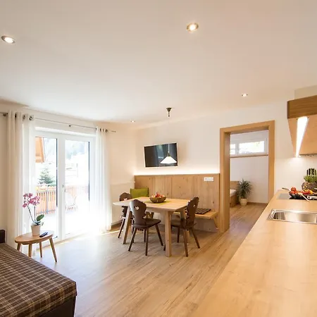 Gruenwald Aparthotel 3*