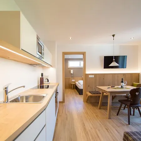Gruenwald Aparthotel 3*