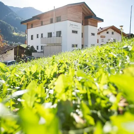 Gruenwald Aparthotel San Martino In Passiria (Trentino Alto Adige)